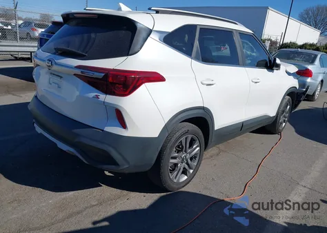 2021 Kia Seltos S from USA, damaged, VIN KNDEU2AA2M7043703